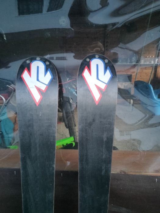 Se vând ski K2 Apache