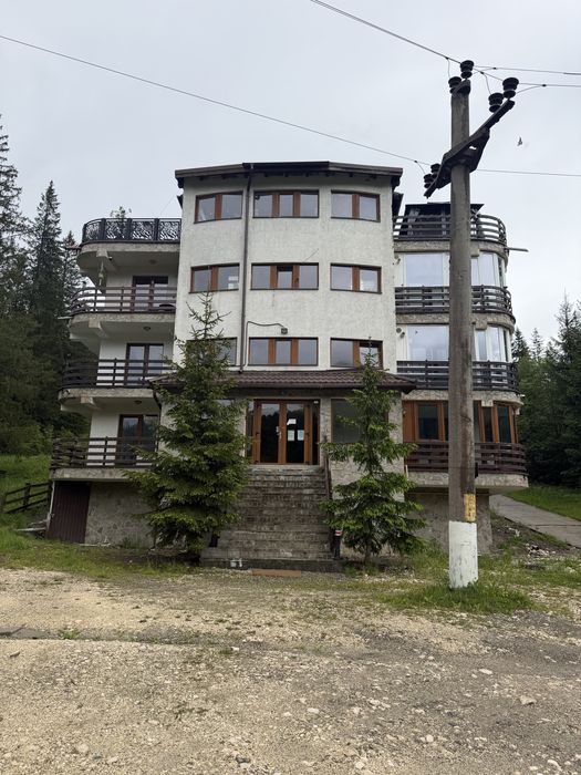 Predeal ,271 mp utili , PROIECT unic cu piscina  interioara PRIVATĂ , 119.000 €
