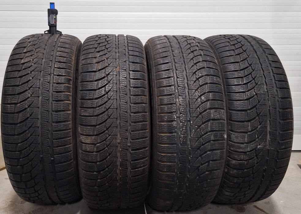 7.7 mm! 205 55 16 Nokian snowproof