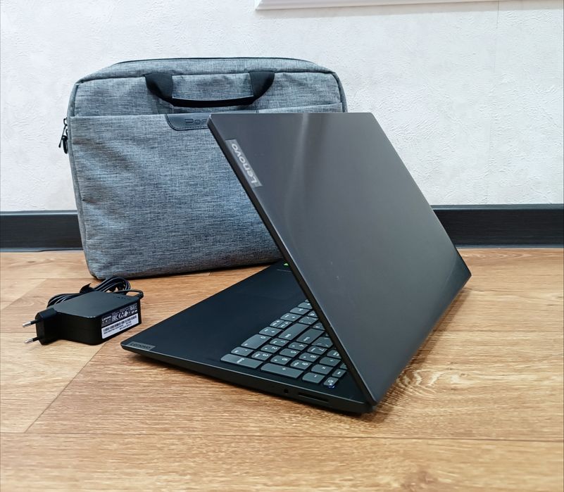 НОУТБУК Lenovo + Сумка i3/SSD/Nvidia.