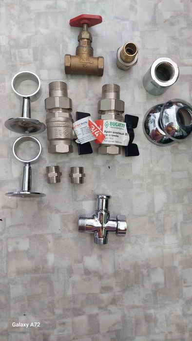 Продам Краны 3/4 , дивертор для смесителя, крепеж