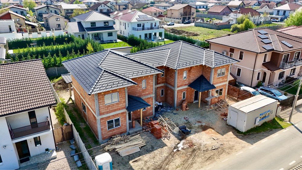 Propietar vand duplex