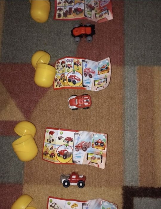 Киндер играчки от различни серии / Kinder Surprise