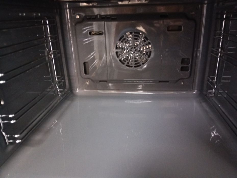 Иноксова свободно стояща печка с индукционни котлони SIEMENS  Гаранция