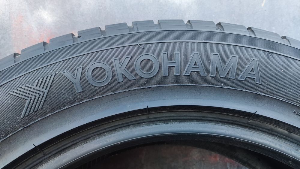 2бр. зимни гуми 225/60/18 Yokohama 
7mm