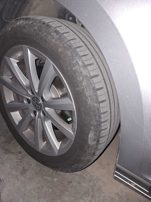 Anvelope VARA 215/55 R17 Continental