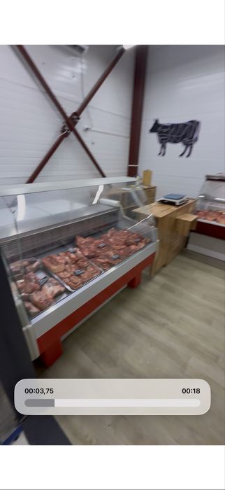 В продаже витрина холодильник