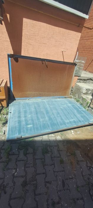 Продается железные ворота для гаража