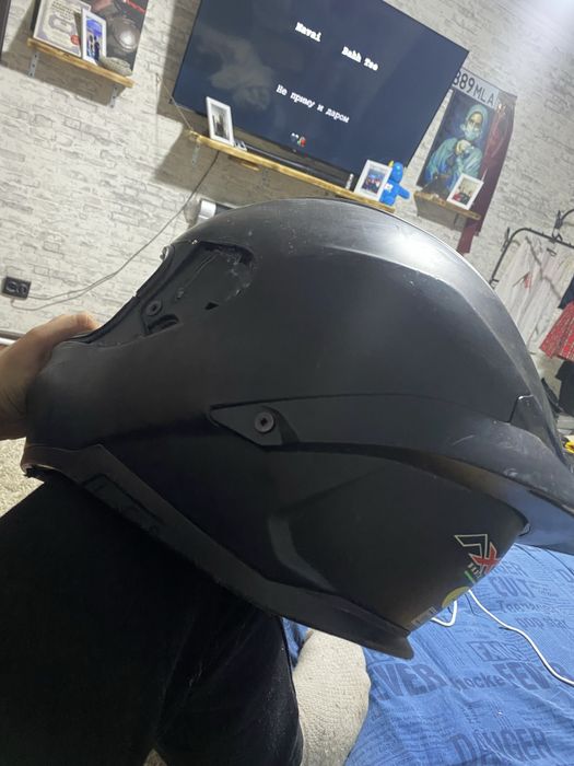 Продам два шлема