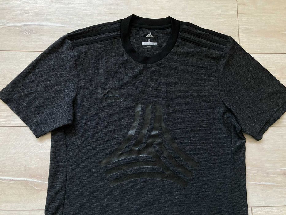 Адидас Adidas Tango мъжка тениска размер S