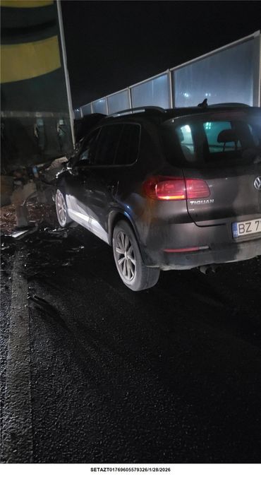 VOLKSWAGEN Tiguan 2012 — imagine 4