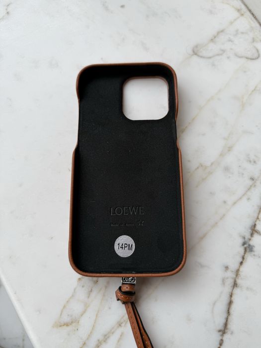 Уникален калъф/кейс за Iphone 14pro max от естествена кожа Loewe