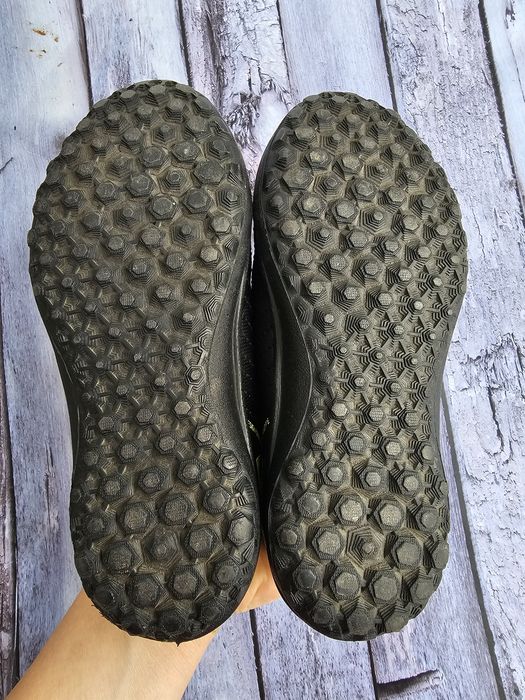 Ghete fotbal copii mărimea 28 stare foarte buna