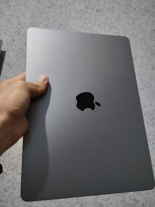 MacBook Air M2 256 85%