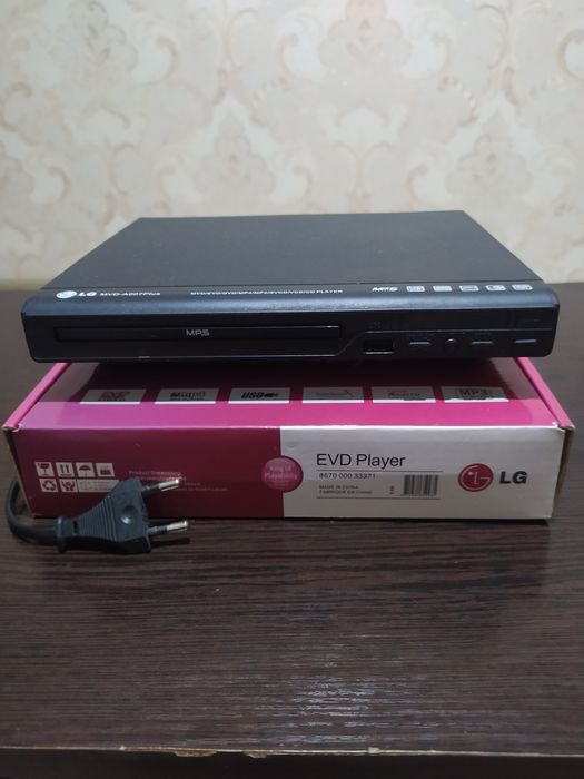 DVD-плеер LG EVD Player.