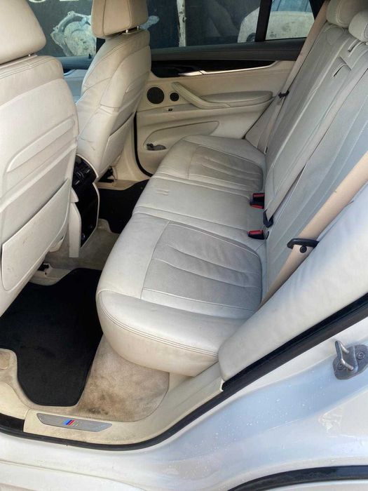 Dezmembrez bmw x5 f15 m50d n57d30C 381 cp/f15 m-pachet/capota f15/stop