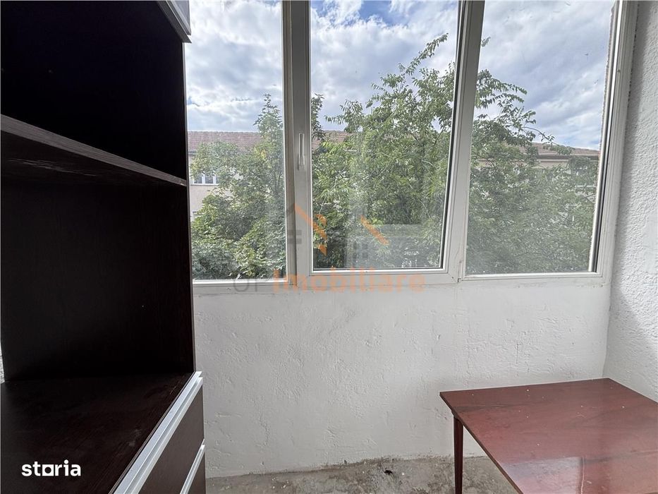 Apartament 2 Camere | Balcon | Etaj Intermediar | Zona Rogerius | Orad