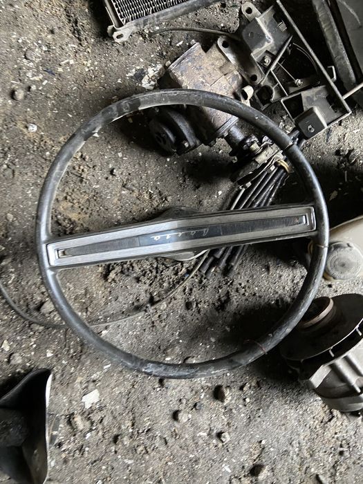 Кузовные запчасти от газ 24 Запчасти на газ 24. антенна газ 24.