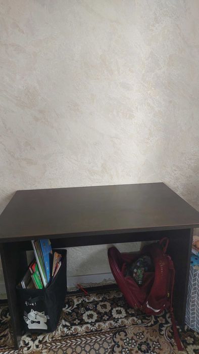 Стол парта б/у в отличном состоянии