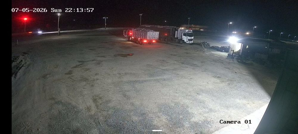 Ишлаб турган  грузовой автосервис сотилади. 45 сотих ер майдони билан.