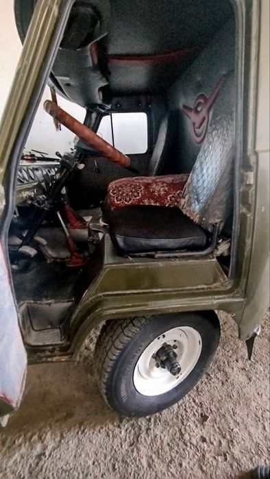 UAZ 1986 yil ideal holatda.