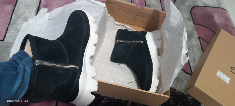 UGG cizme ghete 37.5