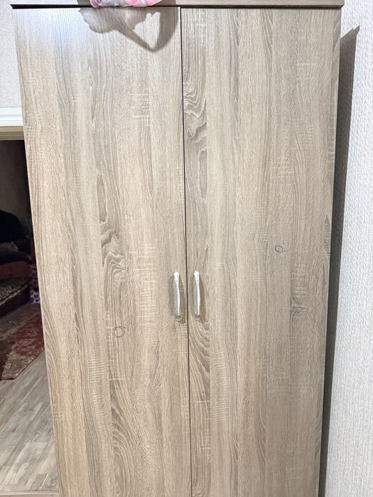 Продам шкаф в прихожую