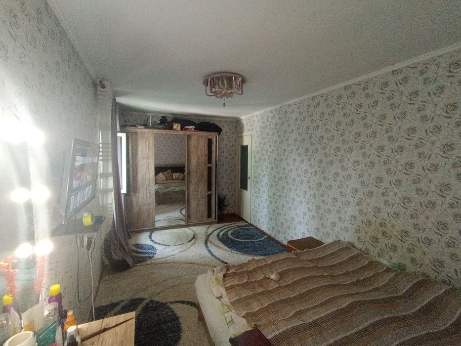 Продаётся 2х комнатная квартира в Чирчике