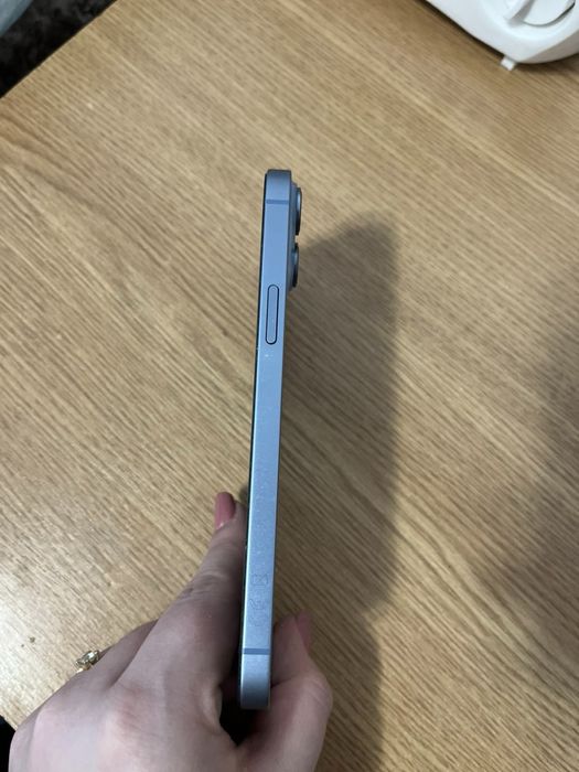 iPhone 14 plus, albastru