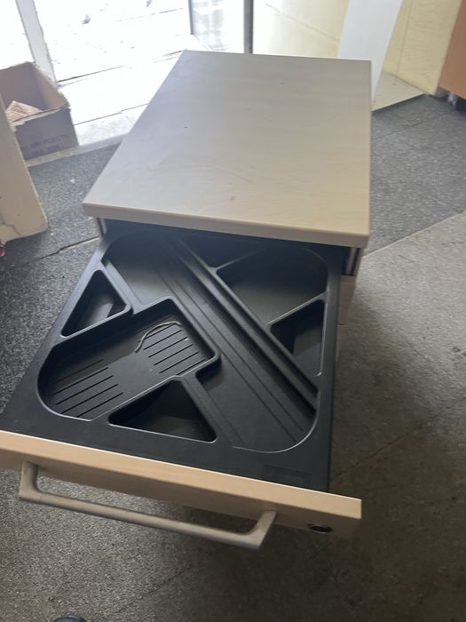 Dulapior cu role si cheie