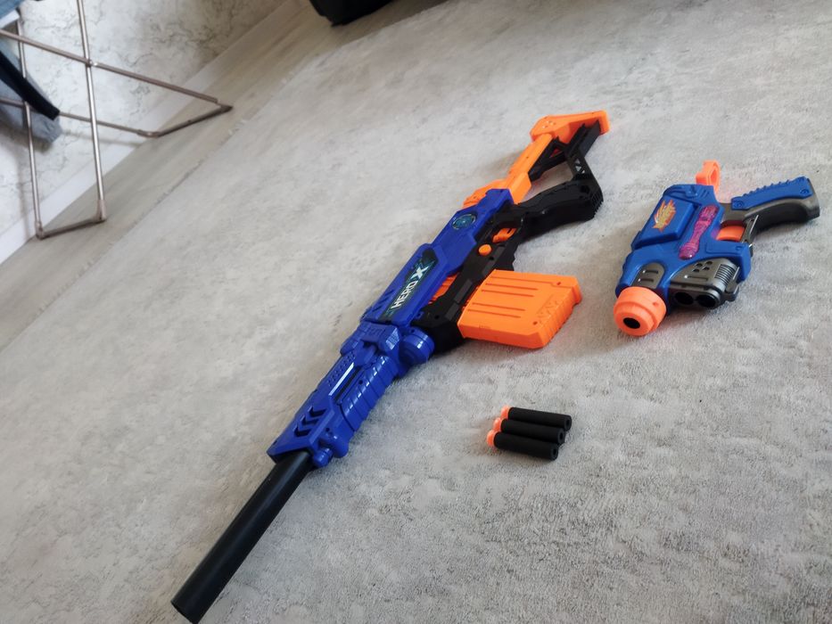 Винтовка и пистолет Нерф