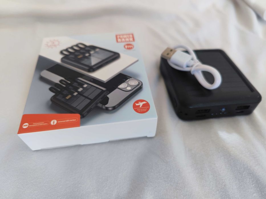 Външна батерия (powerbank) 10000 mAh със слънчево зареждане