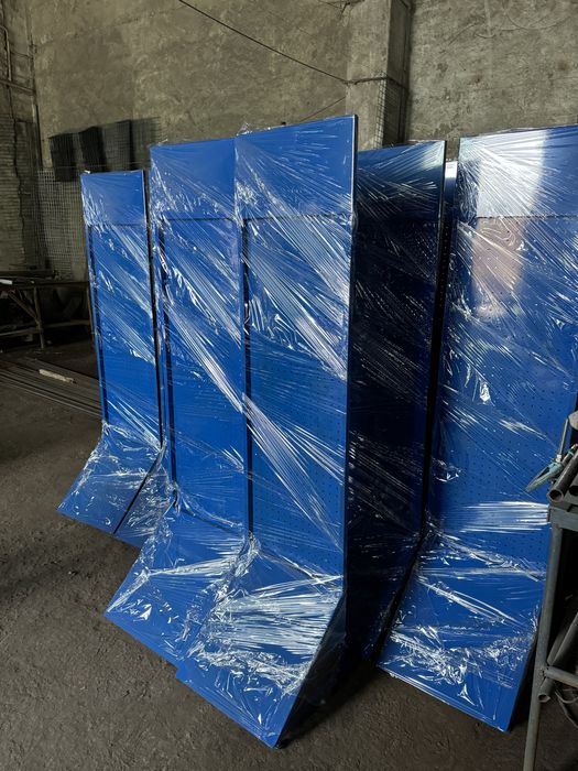 Стеллаж полка витрина стойка для рекламы