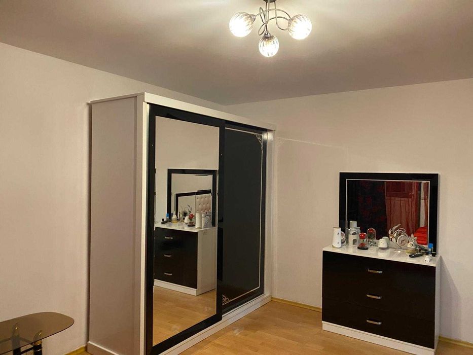 Apartament de inchiriat, 3 camere, Piata Mica, Mihai Viteazu