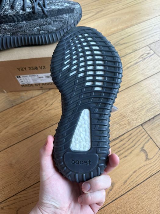 Yeezy 350 Dark Salt