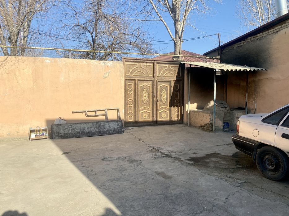 Навоий шахарда ХОВЛИ 7 сотих