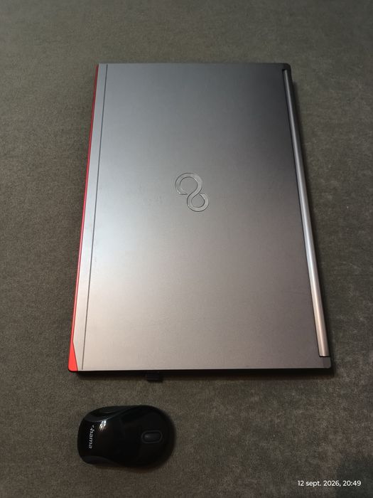 Fujitsu LIFEBOOK E756 | Display 15.6" Full HD Anti-Glare | Intel Core i5-6200U | 16 GB RAM DDR4 | 1TB SSD Shark Gaming | DVD-RW - Modular Bay