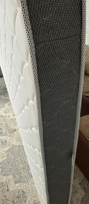 Продам матрас 2/1.6