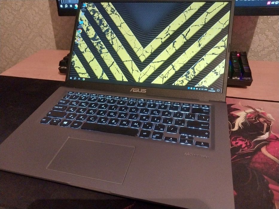 Ноутбук NoteBook Asus