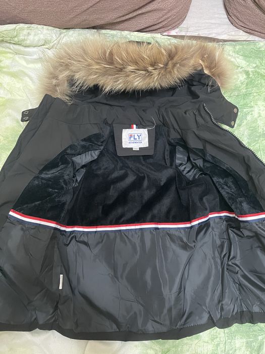 Продам куртку на девочку