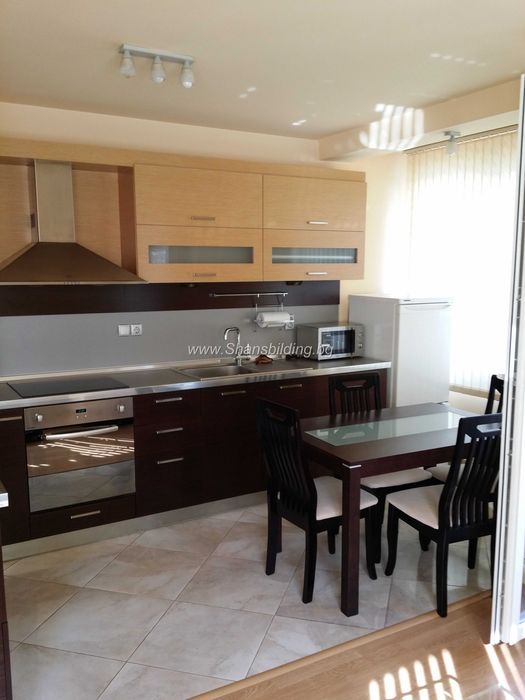 Дава се под наем Тристаен апартамент в Пловдив, Център - 90 кв.м за 450 € - Снимка #3