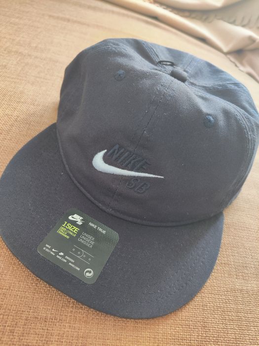 Шапки The north face, Nike,New Era