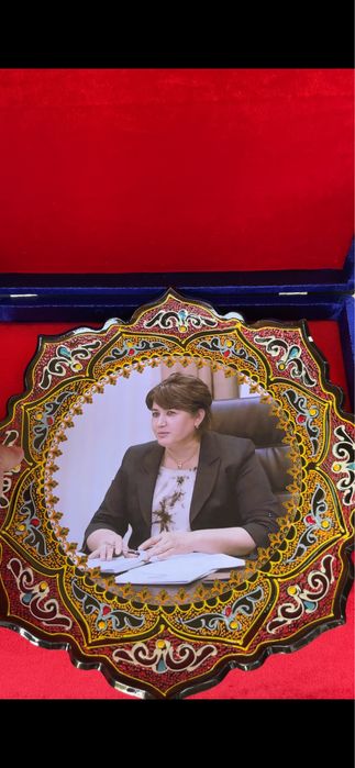 Sovg’a uchun rasm tushurilgan Sopol laganlar