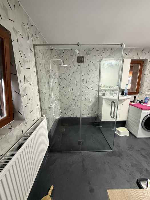 Cabine de dus, balustrada sticla