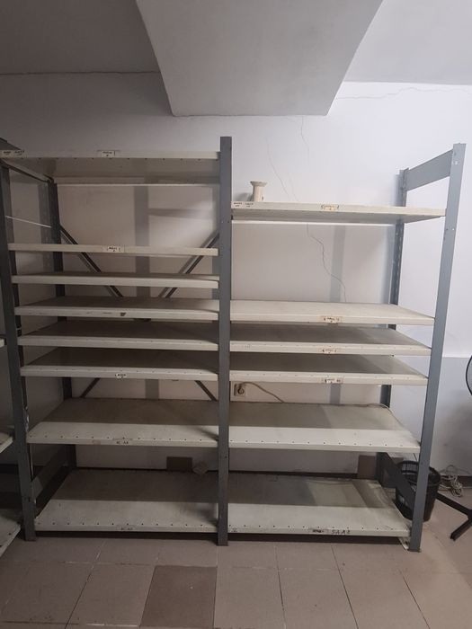 Rafturi metalice înălțime 2 metri