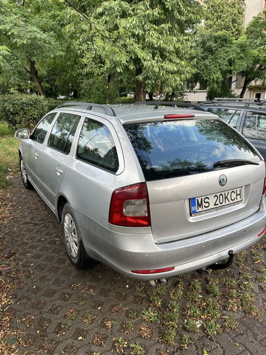 SKODA Octavia 2011 — imagine 2