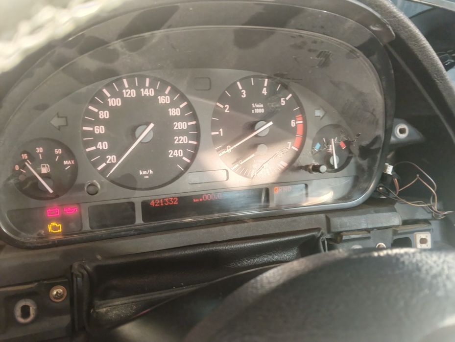 Шиток прибор бмв е39