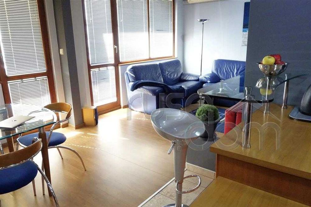 Продава се Тристаен апартамент в Русе, Алеи Възраждане - 98 кв.м за 2143 €/кв.м - Снимка #4