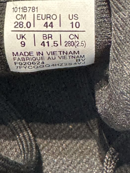 Маратонки ASICS GEL PULSE 15 GORE-TEX . Номер 44
