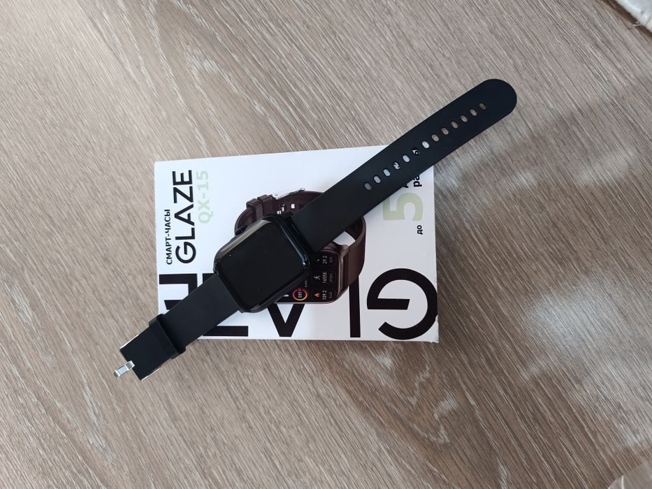 Продаётсия часы от Glaze QX-15